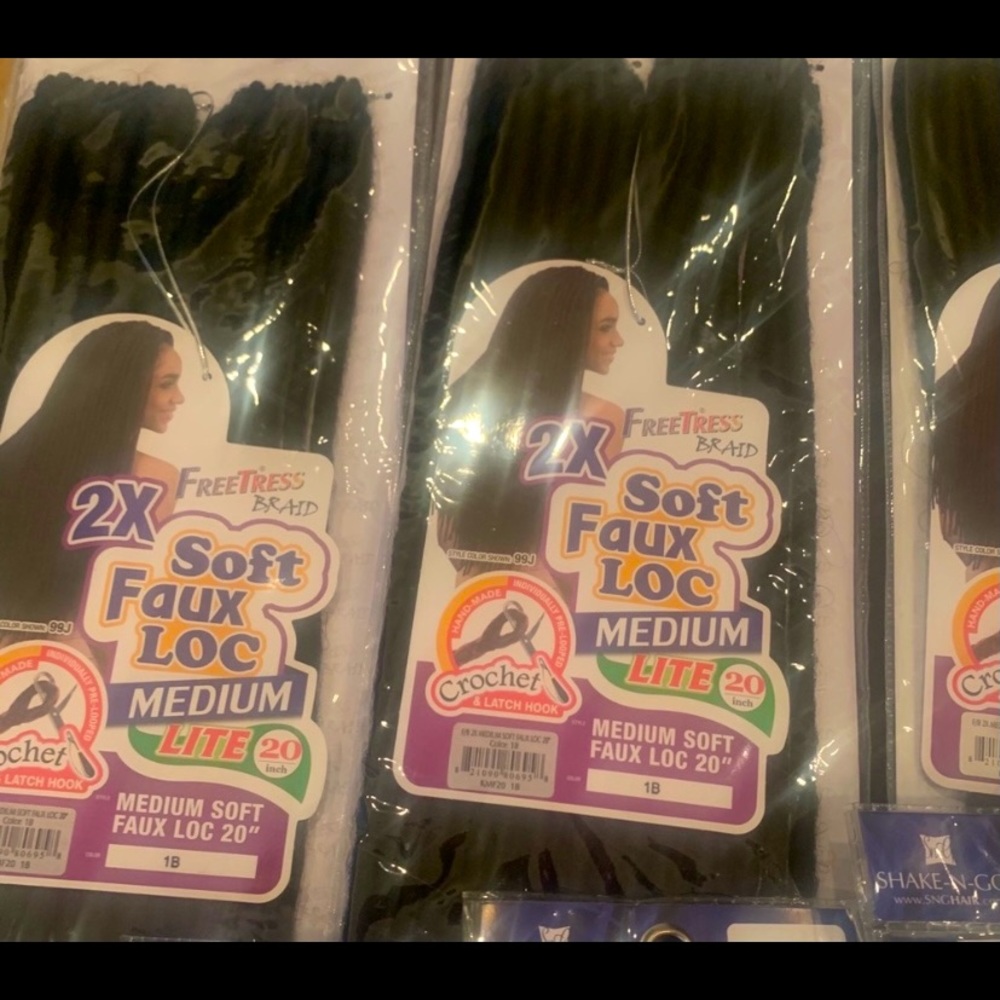 Freetress Braid Crochet Hair- Locs